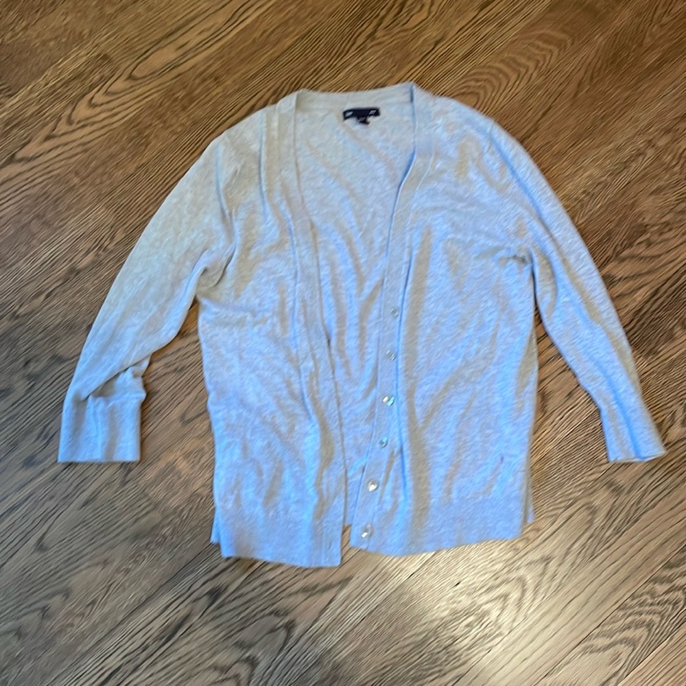 Gap gray sweater
